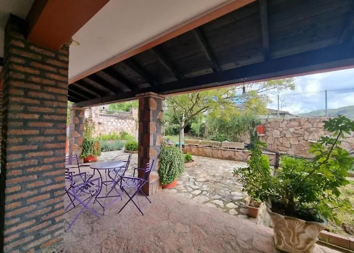 Stones Hébergement de vacances