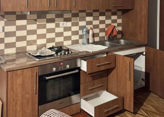 Stones Hébergement de vacances Saranda