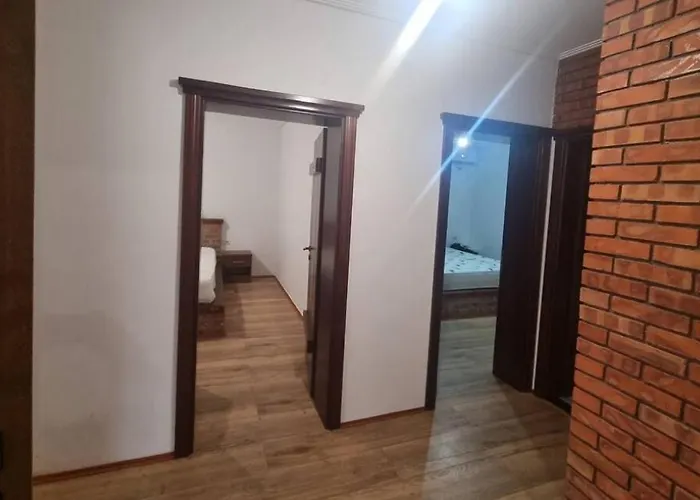 Stones Hébergement de vacances Saranda